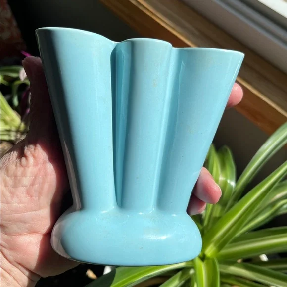 Vtg Art Deco Pottery Fan Vase Shades Of Blue MCM Decor Makeup Brush Holder+ - Picture 2 of 8